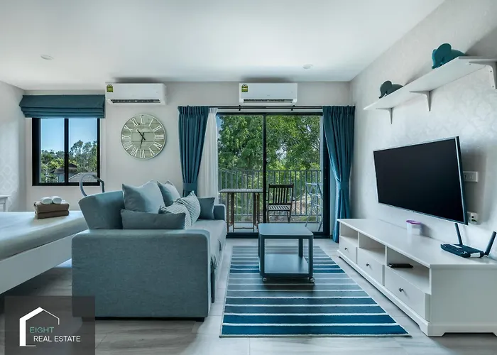 Studio Apartment By The Sea E413